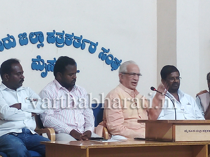 ಮೋದಿ ತನ್ನ ಸ್ಥಾನದ ಗೌರವಕ್ಕೆ ತಕ್ಕಂತೆ ಮಾತನಾಡಬೇಕು: ಪ್ರೊ.ಜಿ.ಕೆ.ಗೋವಿಂದರಾವ್